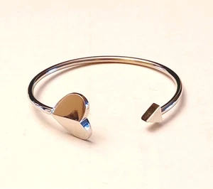 Kate Spade New York Bracelet Heart Arrow Heritage Flex Cuff Silver Tone - Picture 1 of 3