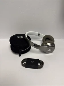 Auriculares con cable Beats Solo2 Luxe Edition - Imagen 1 de 9