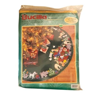 Vtg Bucilla 43" Tree Skirt Christmas Felt Applique Kit NOAH'S ARK #84082 NEW - Picture 1 of 4