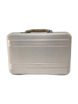 Zero Halliburton Aluminium Brief attache case Dial Lock Business Bag Silver - Image 1 of 4