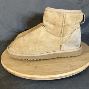 Ugg Classic Short Boots Womens  6 Tan Leather Sheepskin Comfy Shoes F80061 - Picture 1 of 10