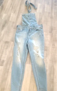 Celebrity Pink Women’s Light Wash Blue Jean Overalls Size 32x27.5 cotton - Picture 1 of 11
