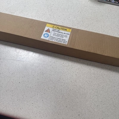 Apc Rail Kit 1u Metric Fisher Cat Rohs Schneider Part# School-90712a - Image 1 of 3