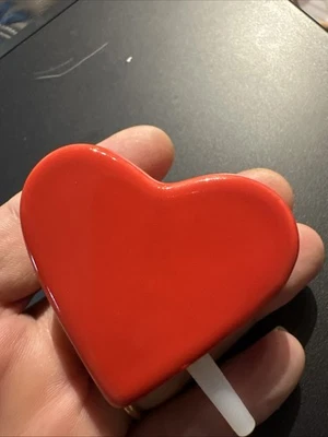 Nora Fleming Corazón Rojo Mini Be Mine A23 Amor Día de San Valentín NUEVO Foto 1 de 4