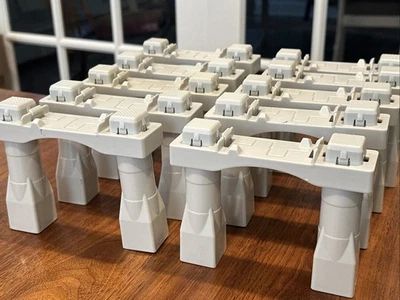 Опоры/подступенки для подъемного моста Fisher Price Geotrax 10 комплектов продавец из США - Изображение 1 из 2