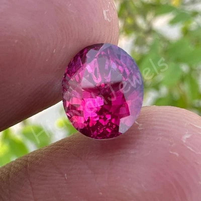 Piedra preciosa suelta de corte ovalado certificada bicolor zafiro pitambari de 5,10 quilates Foto 1 de 4