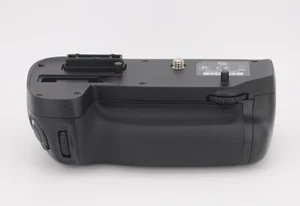 Original Nikon MB-D15 Multi-Power Akkupack Batteriegriff für Nikon D7100 D7200 - Bild 1 von 17