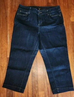 Jeans Dana Buchman Capri feminino tamanho 12 azul escuro 34x23 - Imagem 1 de 4
