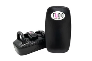 Almohadillas de patada FUDO Supreme curvas negras de Muay Thai - Imagen 1 de 4