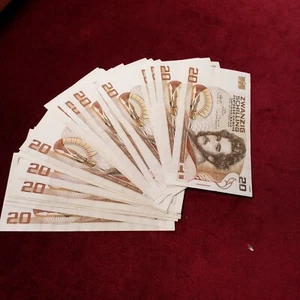 20 shilling 1986 used notes Eiamaya - Picture 1 of 9