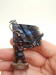 Limited Edition Metal CADIAN STANDARD BEARER 2003 Warhammer 40K Astra Militarum - Picture 1 of 3