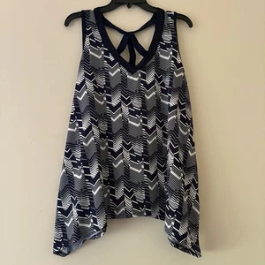 Front of Closet Navy Geometric Print Sleeveless Tank Top 2X - Picture 1 of 3