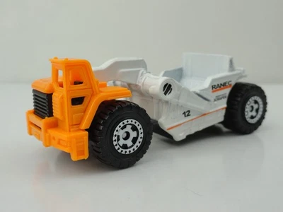 2012 Matchbox #32 Scraper (White/Orange Ranec) - LOOSE - Image 1 of 4