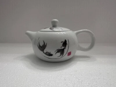 Bule de porcelana chinês branco 6 onças peixe dourado Koi excelente estado - Imagem 1 de 4