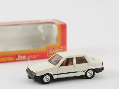 Tomica Dandy 1/43 J36 Corolla Sedan - Immagine 1 di 4