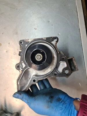 Bomba de agua Skyactiv diésel MAZDA 6 MK3 2.2 Foto 1 de 4