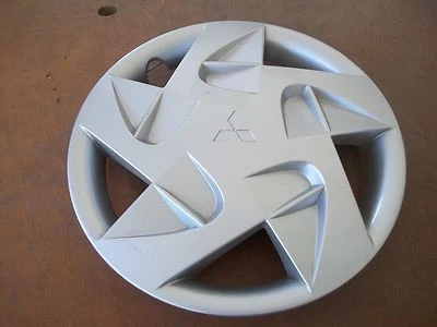 97 98 99 Tapacubos Mitsubishi Eclipse Cubierta de rueda Tapacubos 14" OEM USADO 57558 Foto 1 de 4