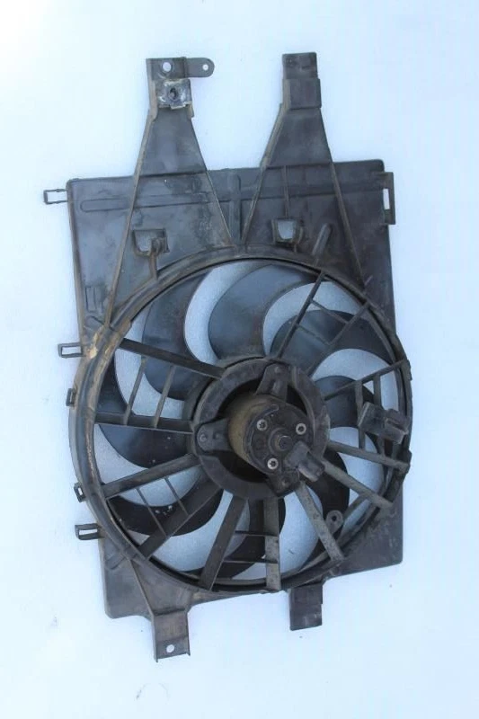 Conjunto de ventilador de refrigeración radiador Plymouth Acclaim 1994 2,5 L 4401952 1330112 Foto 1 de 4