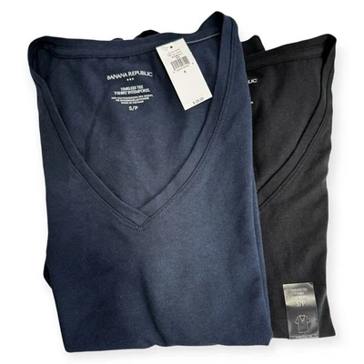 Camiseta Banana Republic Timeless Mujer Pequeña Negra Azul Marino Camiseta Cuello en V LOTE DE 2 NUEVAS CON ETIQUETAS Foto 1 de 4