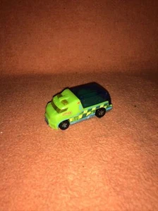 Hot Wheels RAPID RESPONSE green/blue ambulance - Picture 1 of 6