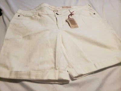 Pantalones cortos de mezclilla de punto blanco roto Decree para mujer 17 juniors Foto 1 de 4