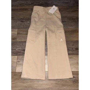 NWT Jordan Y2K Girls Fleece Cargo Pants - Size S (8-10 yrs) - Legend Light Brown - Picture 1 of 4