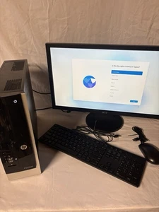 HP Pavilion PC with Keyboard, Monitor, and Mouse - Picture 1 of 5