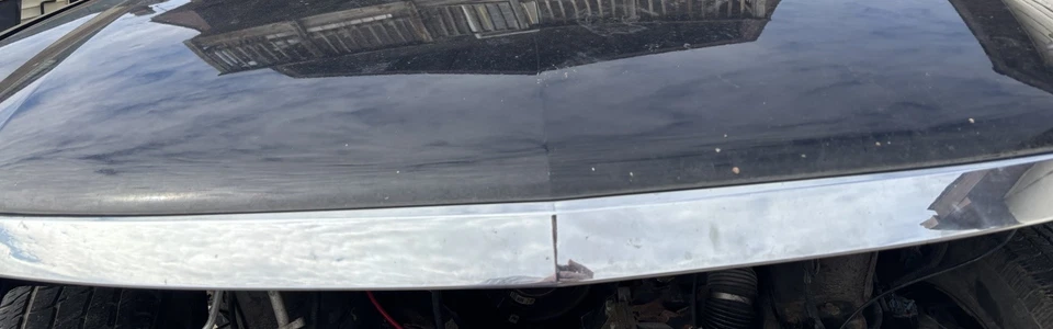 CADILLAC ESCALADE ESV 6.2L 07-14 OEM FRONT HOOD BONNET CHROME MOLDING BEZEL TRIM - Image 1 of 1