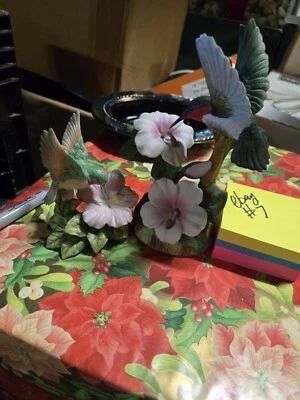 Vintage HOMCO Porcelain Hummingbird On Hibiscus #1429 Beautiful Detail No Chips  - Image 1 of 4