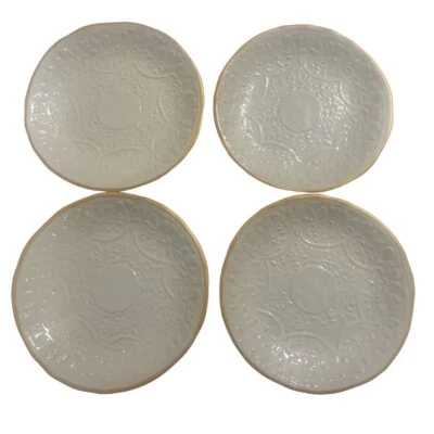 Juego de 4 platos de ensalada Pottery Barn Soulful con borde dorado blanco roto usados en excelente estado Foto 1 de 4