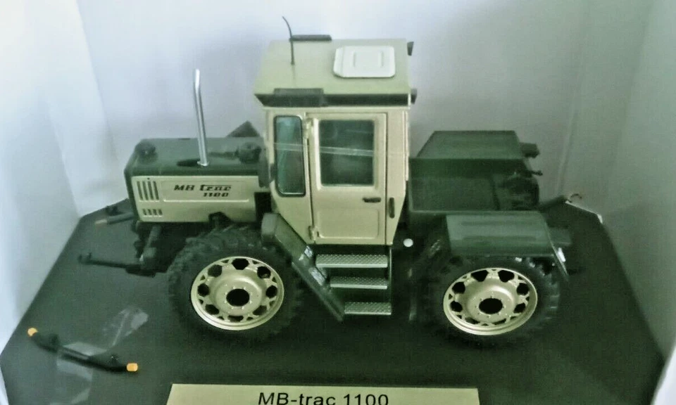 Weise-Toys 1:32 - Trattore MB-trac 1100 con ruote da coltura - Immagine 1 di 4