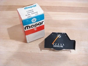 NUEVO DE LOTE ANTIGUO MOPAR 1969-71 CHRYSLER NEWPORT, 300 Y MEDIDOR DE COMBUSTIBLE NUEVO YORKER ¡NUEVO EN CAJA!¡! - Imagen 1 de 7