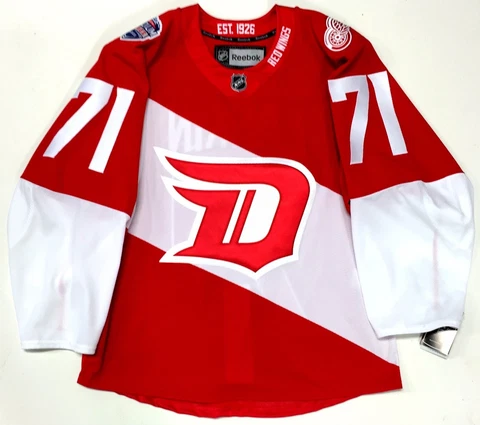 DYLAN LARKIN DETROIT RED WINGS 2016 STADIUM SERIES REEBOK EDGE AUTHENTIC JERSEY Cover