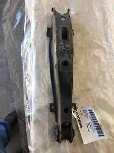 Lexus GS300 1998-2005 brazo de control inferior trasero suspensión conductor izquierdo derecho - Imagen 1 de 15