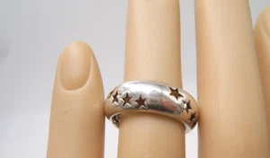 VTG STERLING SILVER RING BAND CUT OUT STARS SIZE 7 - Picture 1 of 4