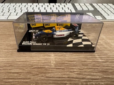 Minichamps Williams Renault FW 15 Alain Prost In OVP Mai Usato 1:64 - Immagine 1 di 3