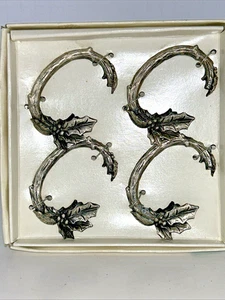 Russ Berrie Natures Cupboard Metal Holly Sprig on Branch Napkin Ring Set - Picture 1 of 7