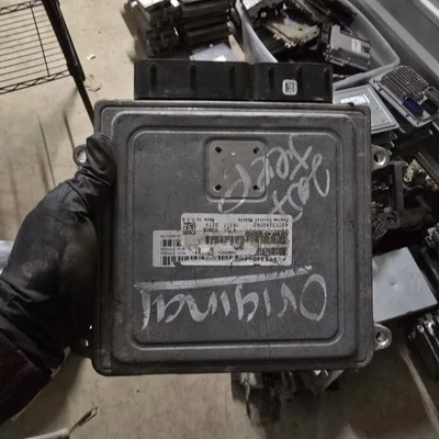 Jeep Compass Patriot 2007 2,4 L a motor computador ECU ECM PCM  Foto 1 de 2