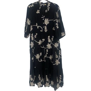 Figueroa & Flower Gr. M schwarz Cami Blumen bestickt Fit Flare Midikleid Stufen - Bild 1 von 13