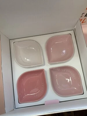 Le Creuset Ombré Gradational Rosa Colección 5.25"/13cm Plato de Pétalos Mini Plato Foto 1 de 4