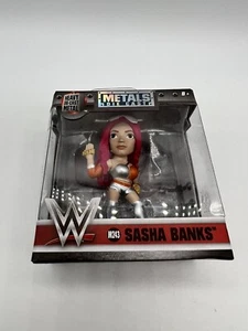 "Figura de lucha libre en miniatura 2017 fundida a presión ""Sasha Banks"" (M243) de WWE Metals - Imagen 1 de 5