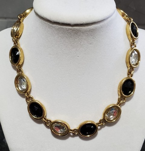 Givenchy pietre nere e trasparenti tonalità oro 16 pollici. Collana