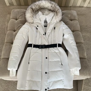 MICHAEL KORS .Ladies Soft White Padded Coat Optional Fur Trim Hood Size Medium - Picture 1 of 6