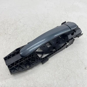 SKODA RAPID DOOR HANDLE QUARTZ GREY LF7Y/F6 NSR LH PASSENGER REAR LEFT 12-17 - Picture 1 of 12