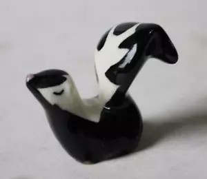 Skunk Figurine Miniature Tiny Hand Painted Bone China Skunk Eyes Closed Figure 2 - Picture 1 of 1
