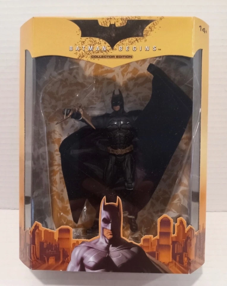 Figura de acción de la película Batman Begins exclusiva edición coleccionista (2005) Foto 1 de 4
