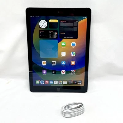 Apple iPad 5th Gen Wi-Fi 9.7" A1822 Space Gray 32 GB MP2F2LL/A - Fully Working - Image 1 of 4