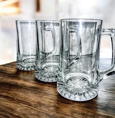 3 tazas de vidrio Foto 1 de 4
