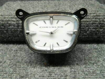 Reloj analógico Chrysler Town & Country Dash 2011 2012 2013 2014 2015 2016 Foto 1 de 4