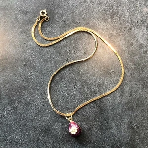 Necklace Purple Enamel and Gold Tone Easter Egg with 18" Flat Gold Tone Chain - Picture 1 of 9
